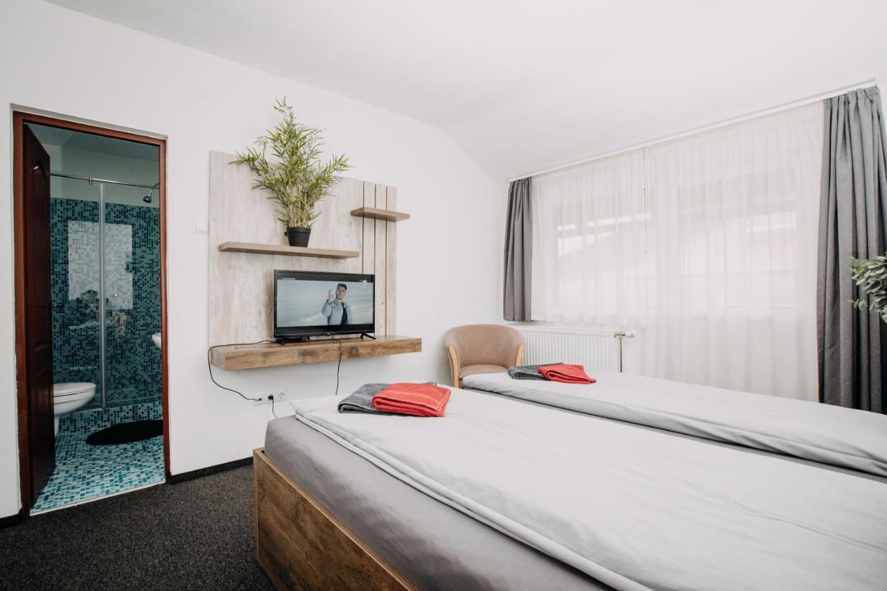 Palya Hotel Gheorgheni  Εξωτερικό φωτογραφία