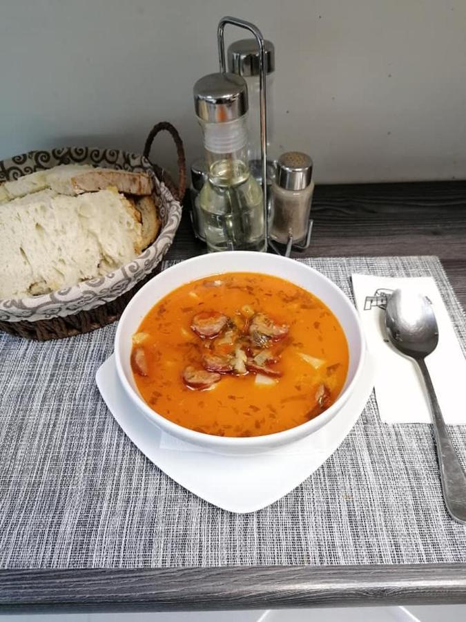 Palya Hotel Gheorgheni  Εξωτερικό φωτογραφία